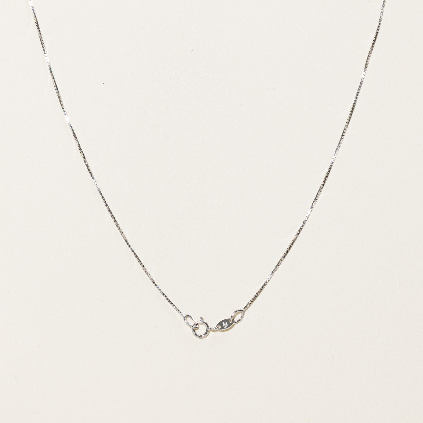 Diamond Maple Leaf Pendant Necklace | 0.05ct | 18"