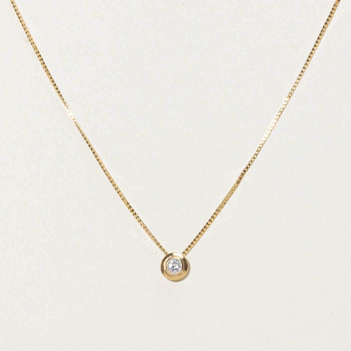 Collier pendentif en diamant serti clos | 0,10 ct | 40,6 cm 