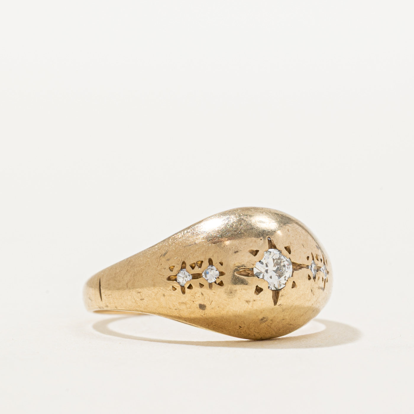 10K Star Set Diamond Dome Ring | 0.10ctw | SZ 4.25