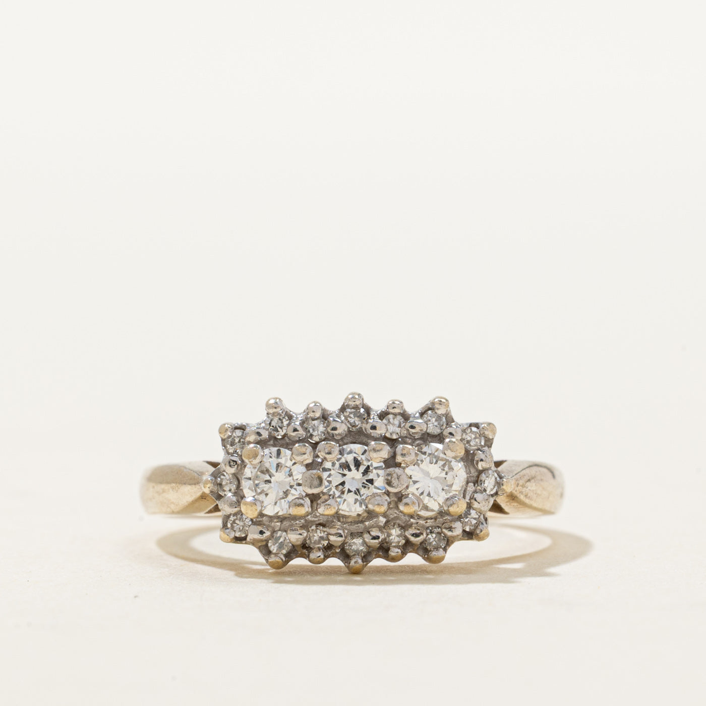10K Diamond Cluster Petal Ring | 0.32ctw | SZ 6