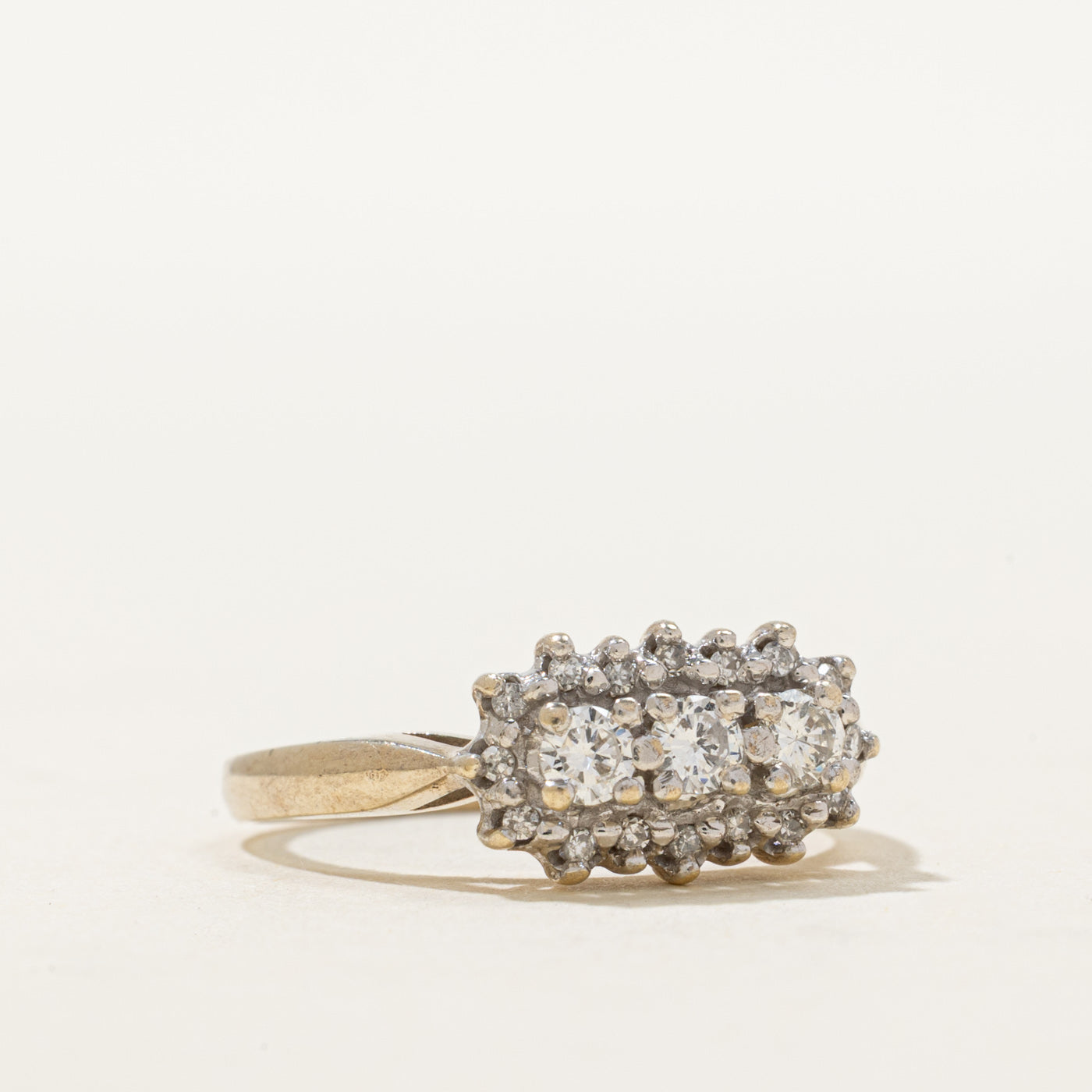 10K Diamond Cluster Petal Ring | 0.32ctw | SZ 6