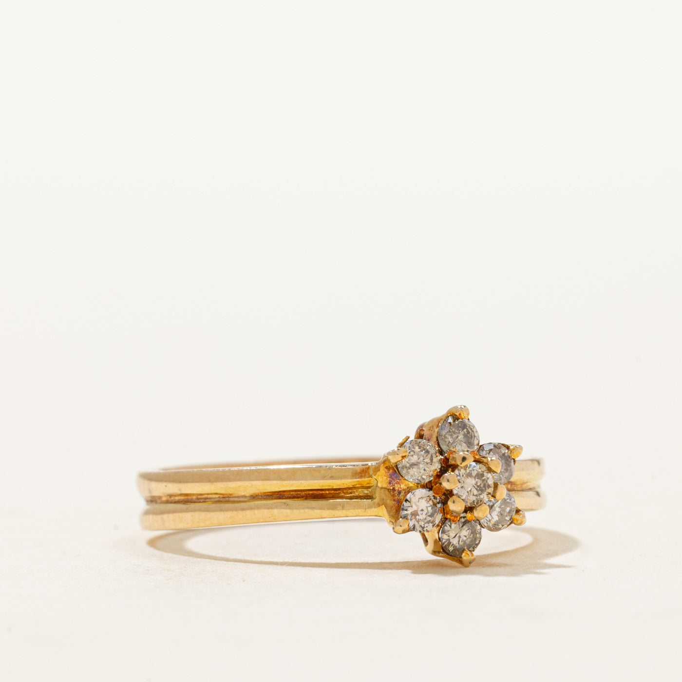 14K Diamond Cluster Grooved Ring | 0.21ctw | SZ 6.5