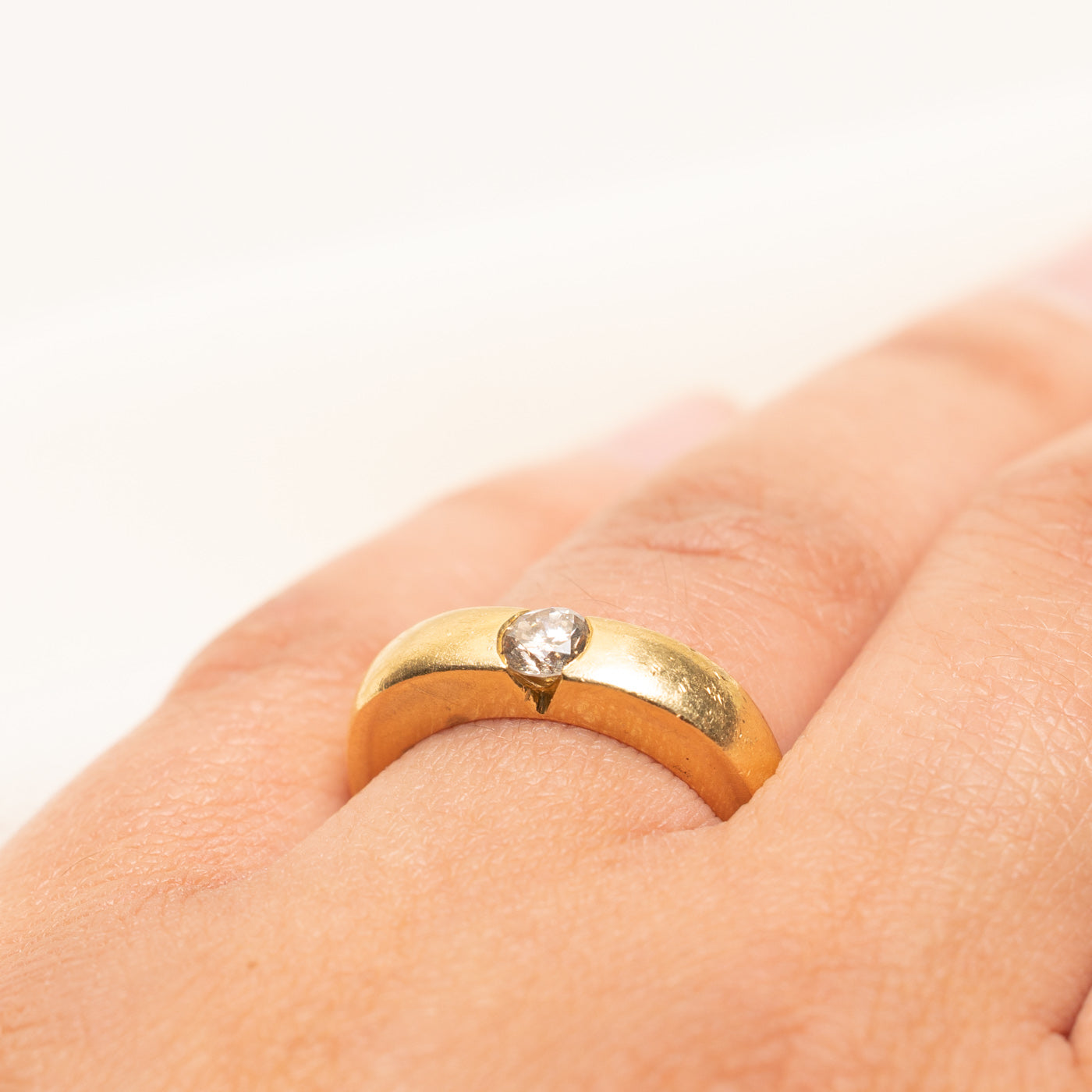 18k Solitaire Flush Set Diamond Ring | 0.31ct | SZ 7