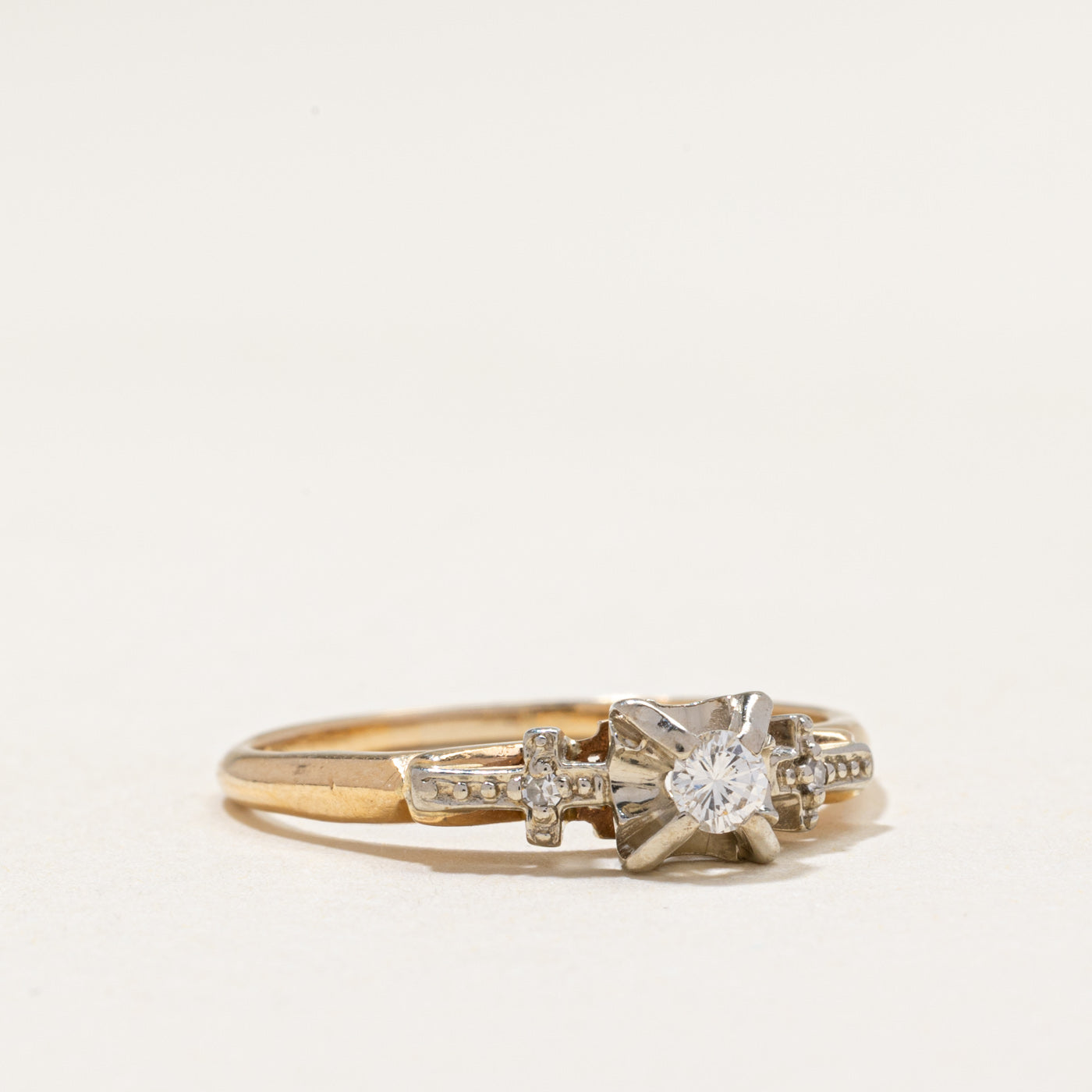 14k Illusion Set Diamond Ring | 0.12ctw | SZ 8.25