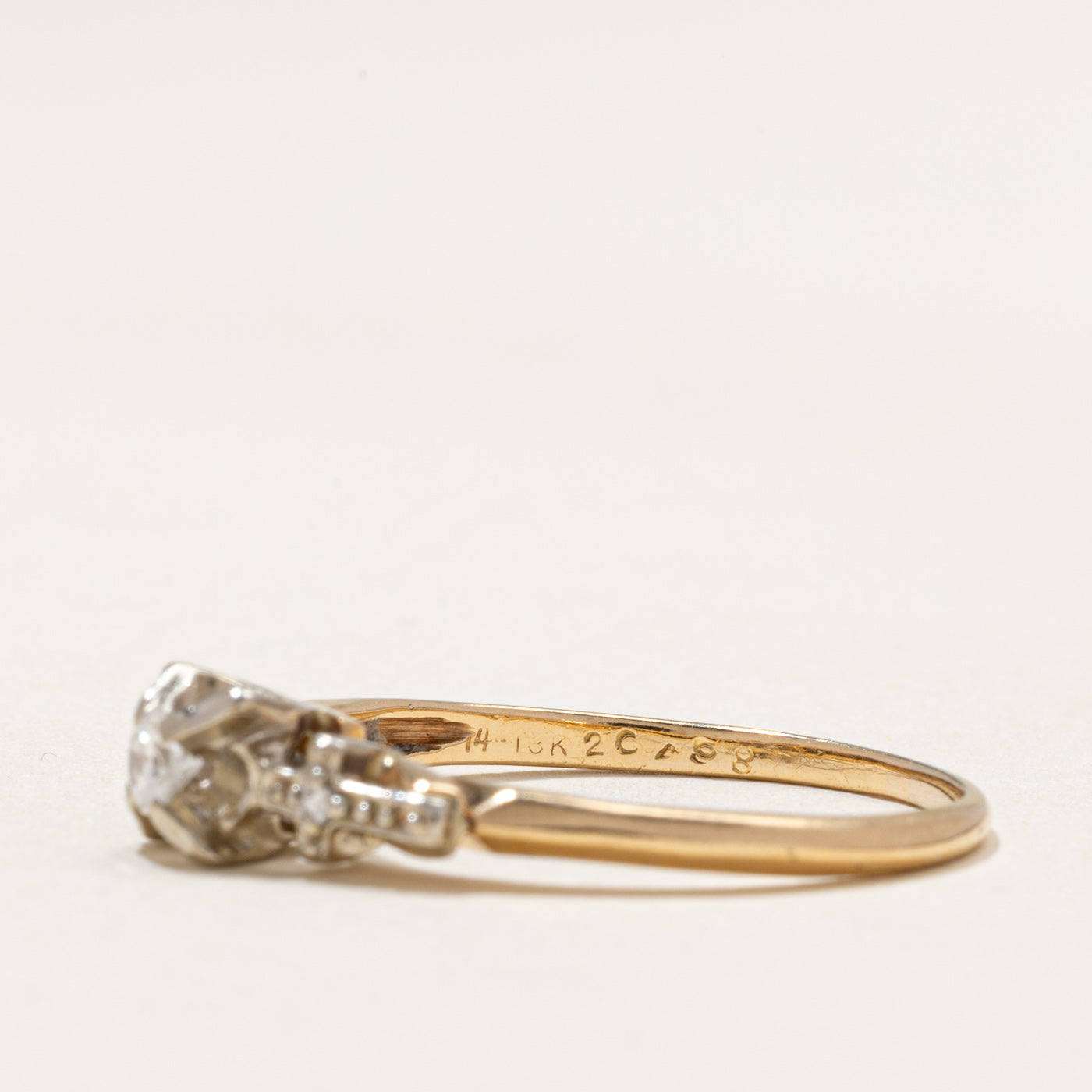 14k Illusion Set Diamond Ring | 0.12ctw | SZ 8.25