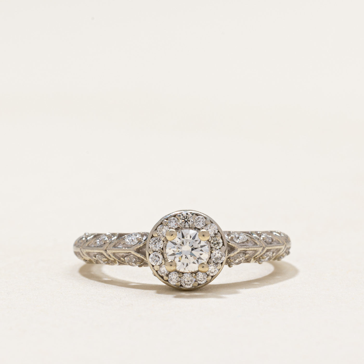 19k Diamond Halo Ornate Ring | 0.50ctw | SZ 5