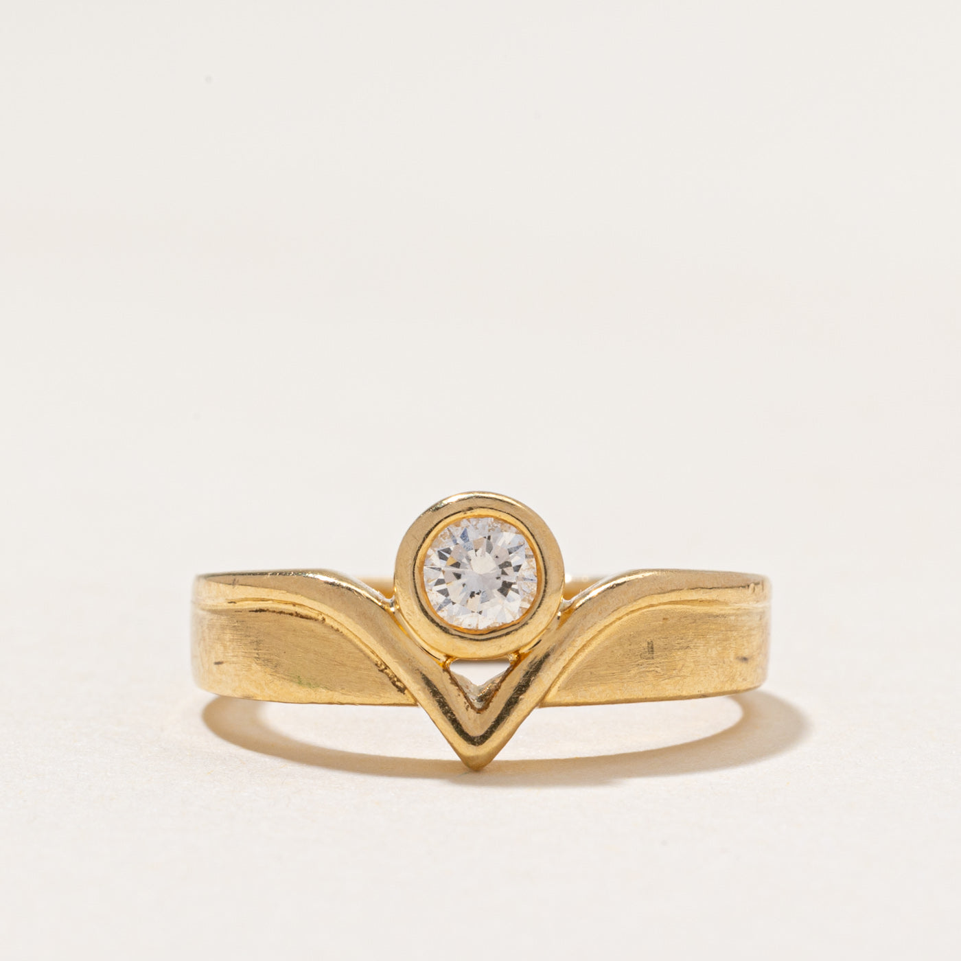 Bezel Set Diamond Chevron Design Ring | 0.28ct | SZ 6