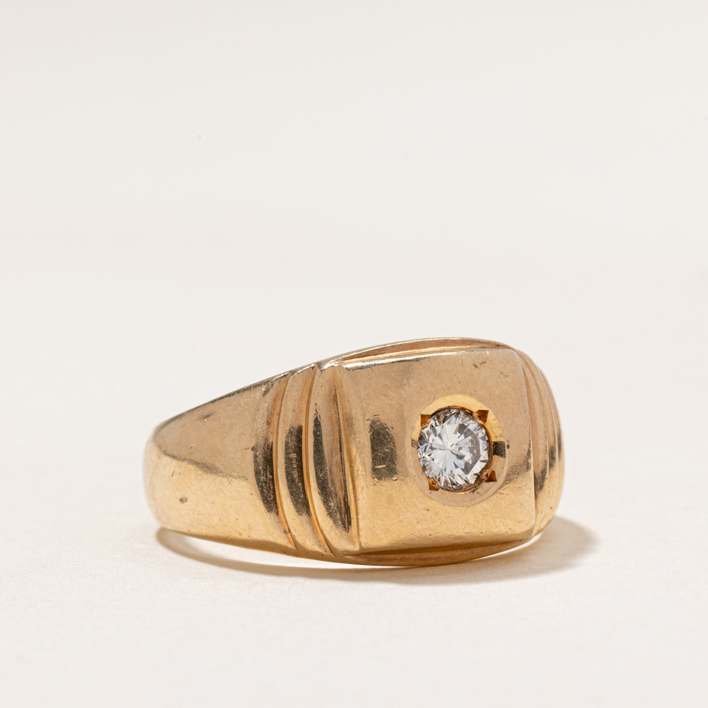 Solitaire Diamond Grooved Signet Ring | 0.30ct | SZ 9.25