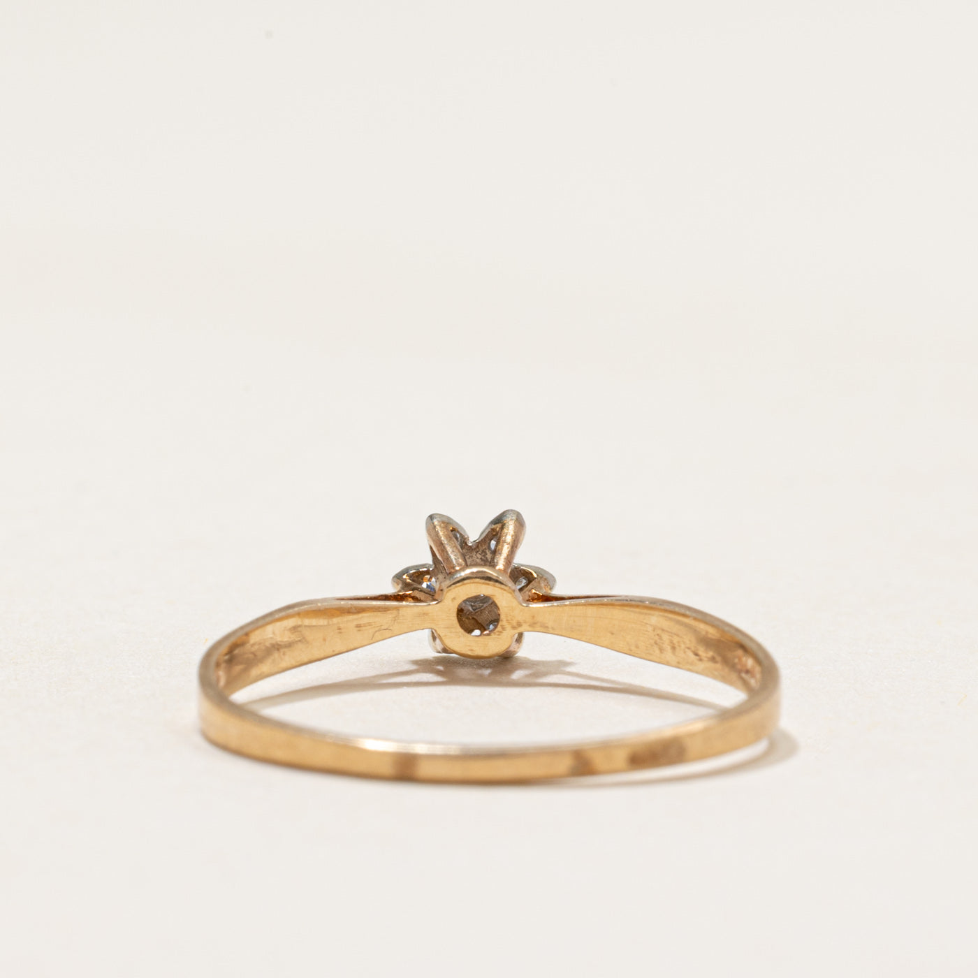 Diamond Daisy Cluster Ring | 0.07ctw | SZ 7.75