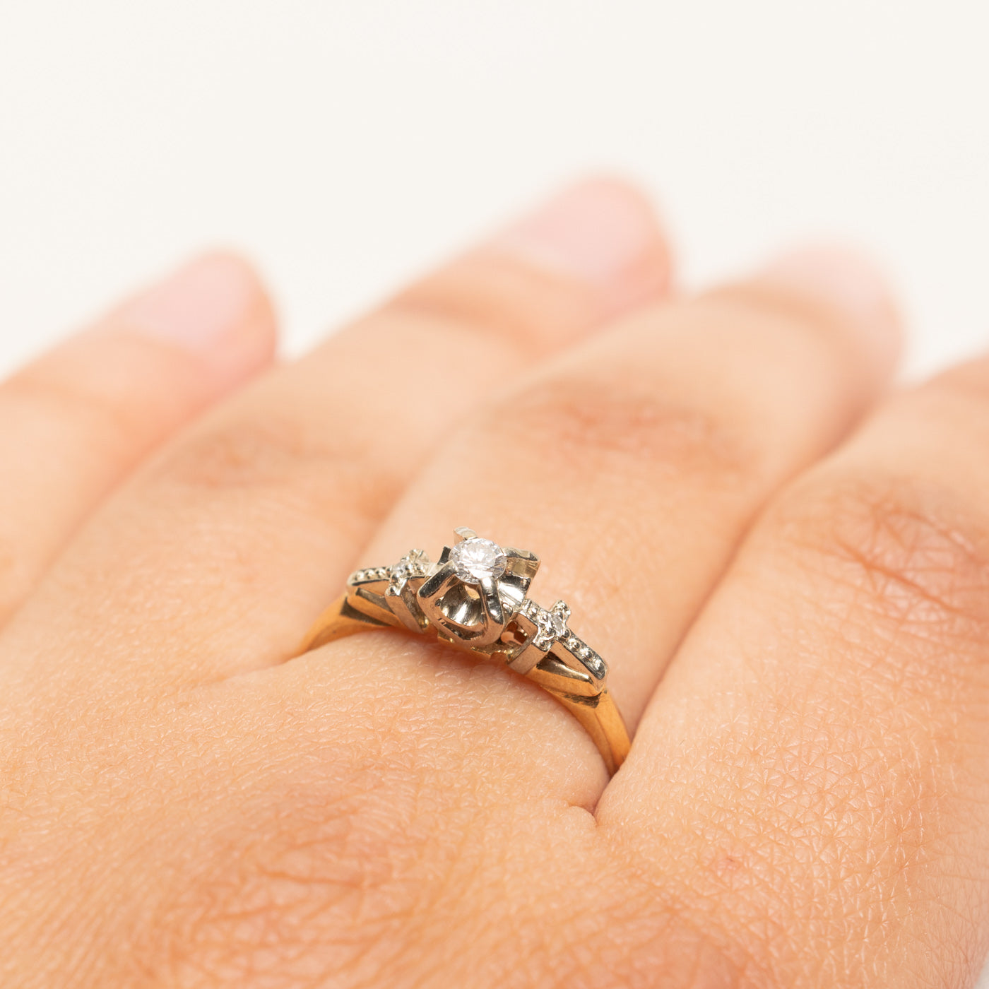 14k Illusion Set Diamond Ring | 0.12ctw | SZ 8.25
