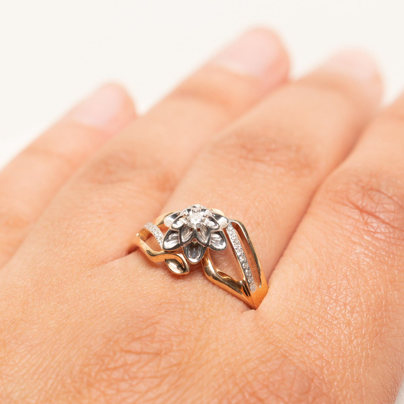 Diamond Flower Bypass Ring | 0.12ctw | SZ 10.75