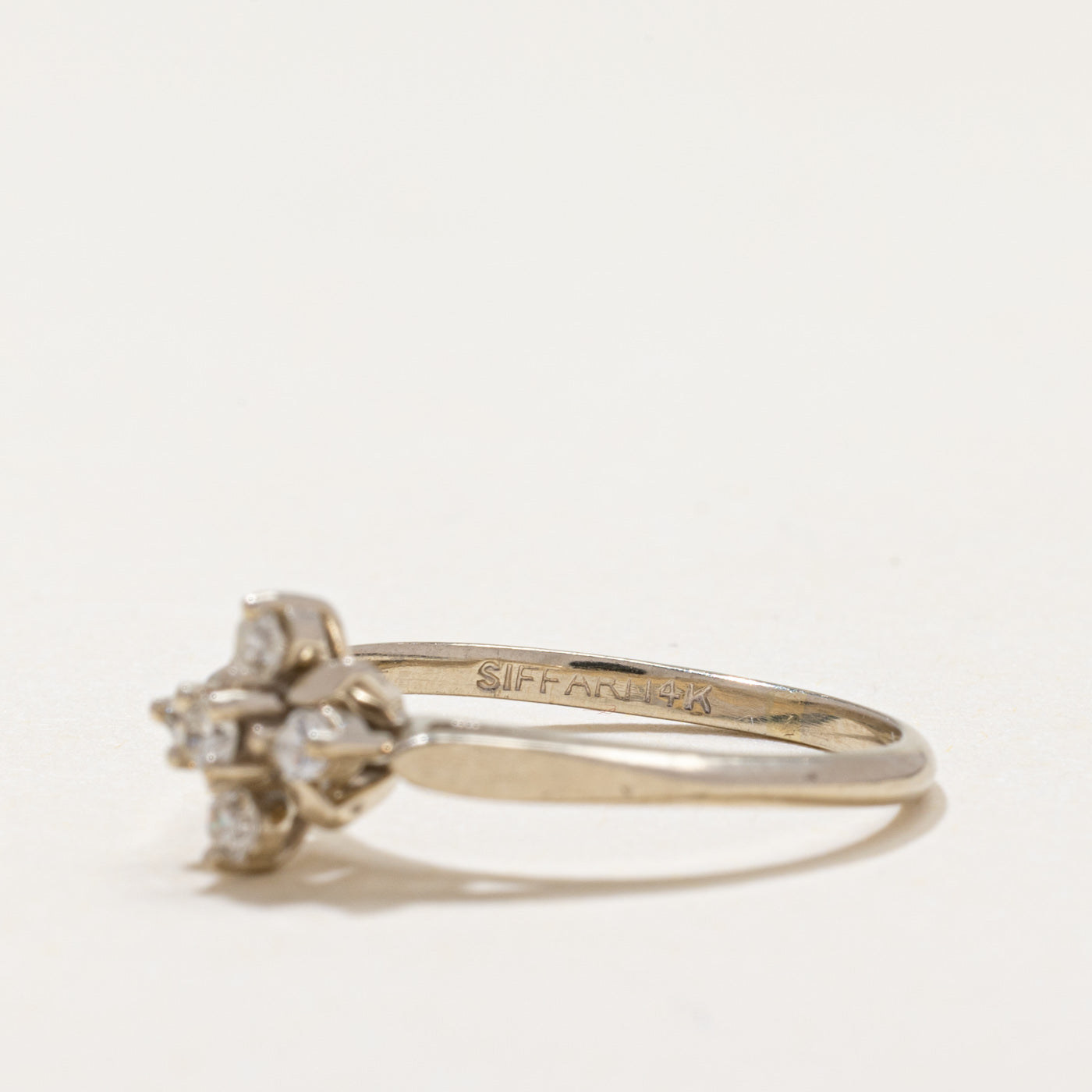 14k Diamond Petal Ring | 0.15ctw | SZ 5