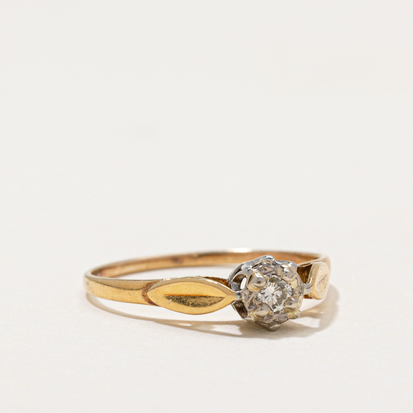 Solitaire Diamond Leaf Design Ring | 0.09ct | SZ 8.25