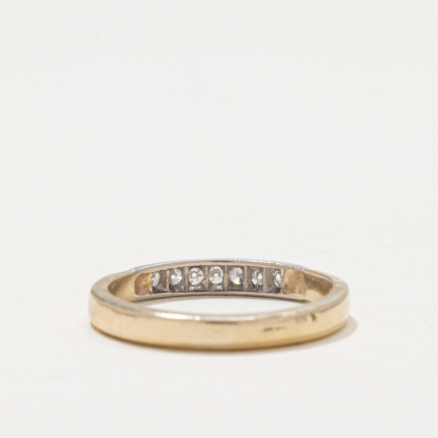 Channel Set Diamond Row Band | 0.15ctw | 2.50mm | SZ 4.5