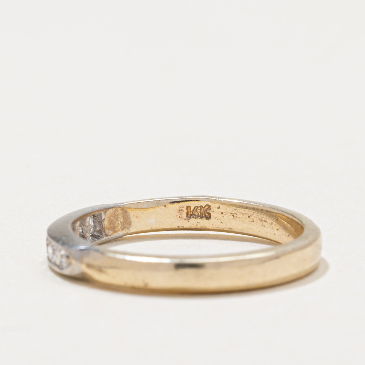 Channel Set Diamond Row Band | 0.15ctw | 2.50mm | SZ 4.5