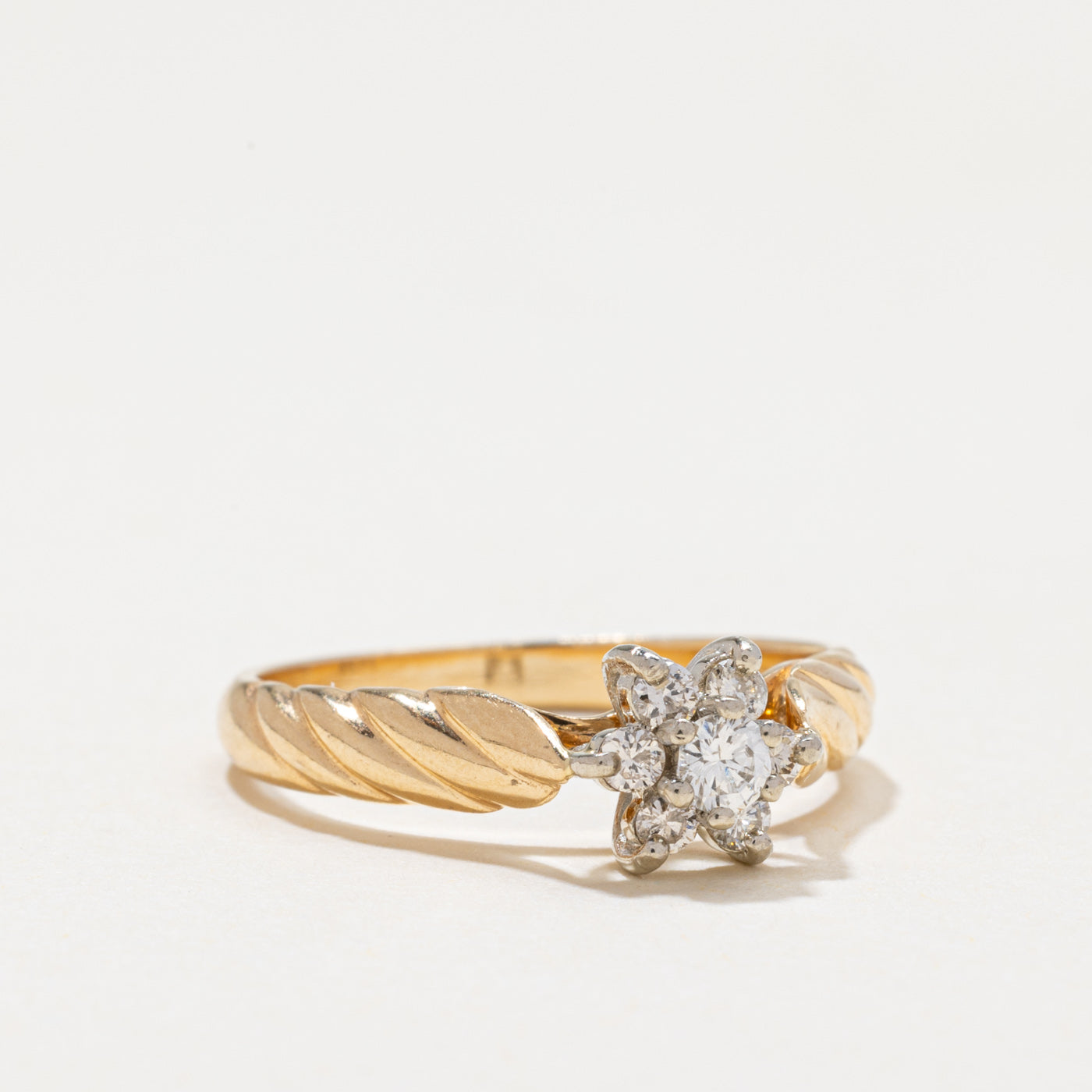 Diamond Petal Rope Ring | 0.23ctw | SZ 6.5