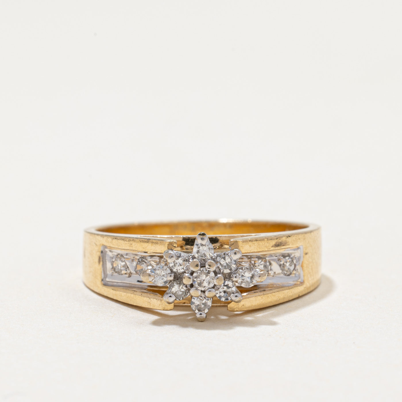 Diamond Petal Cluster Tapered Ring | 0.25ctw | SZ 6.75