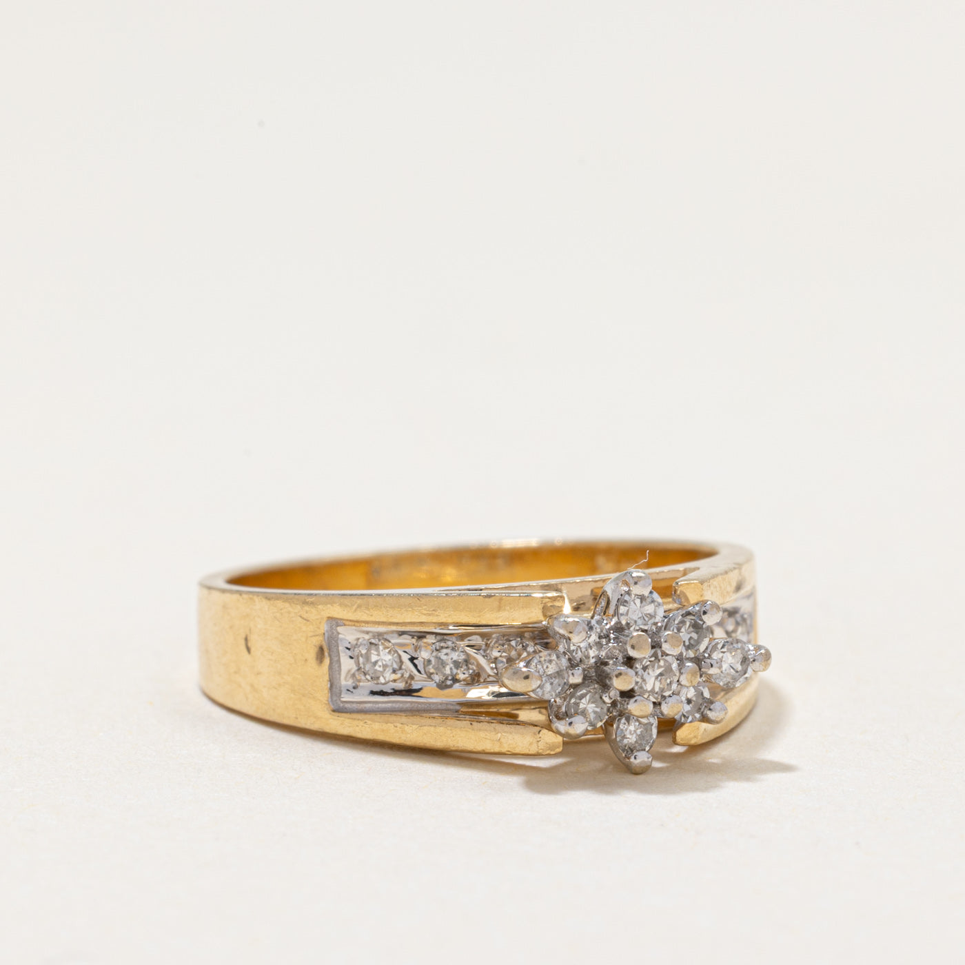 Diamond Petal Cluster Tapered Ring | 0.25ctw | SZ 6.75