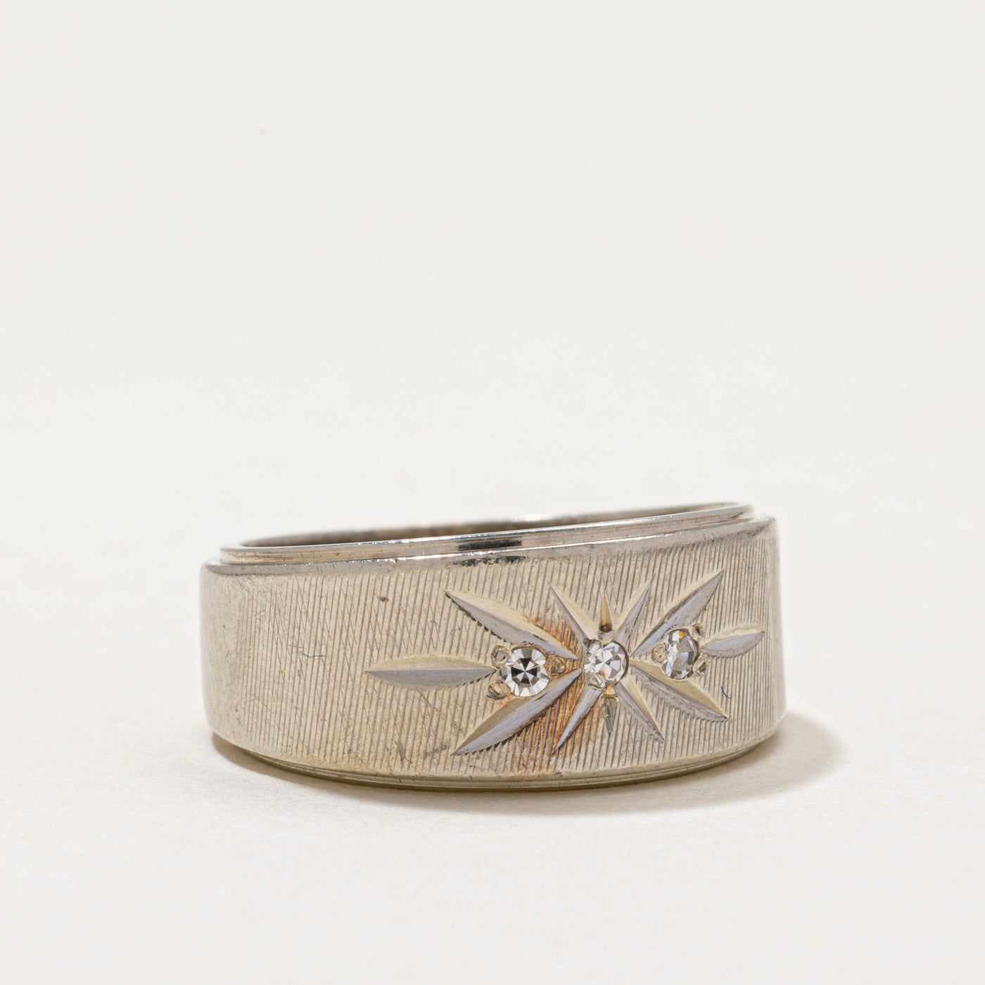 Star Set Diamond Textured Band | 0.05ctw | SZ 7