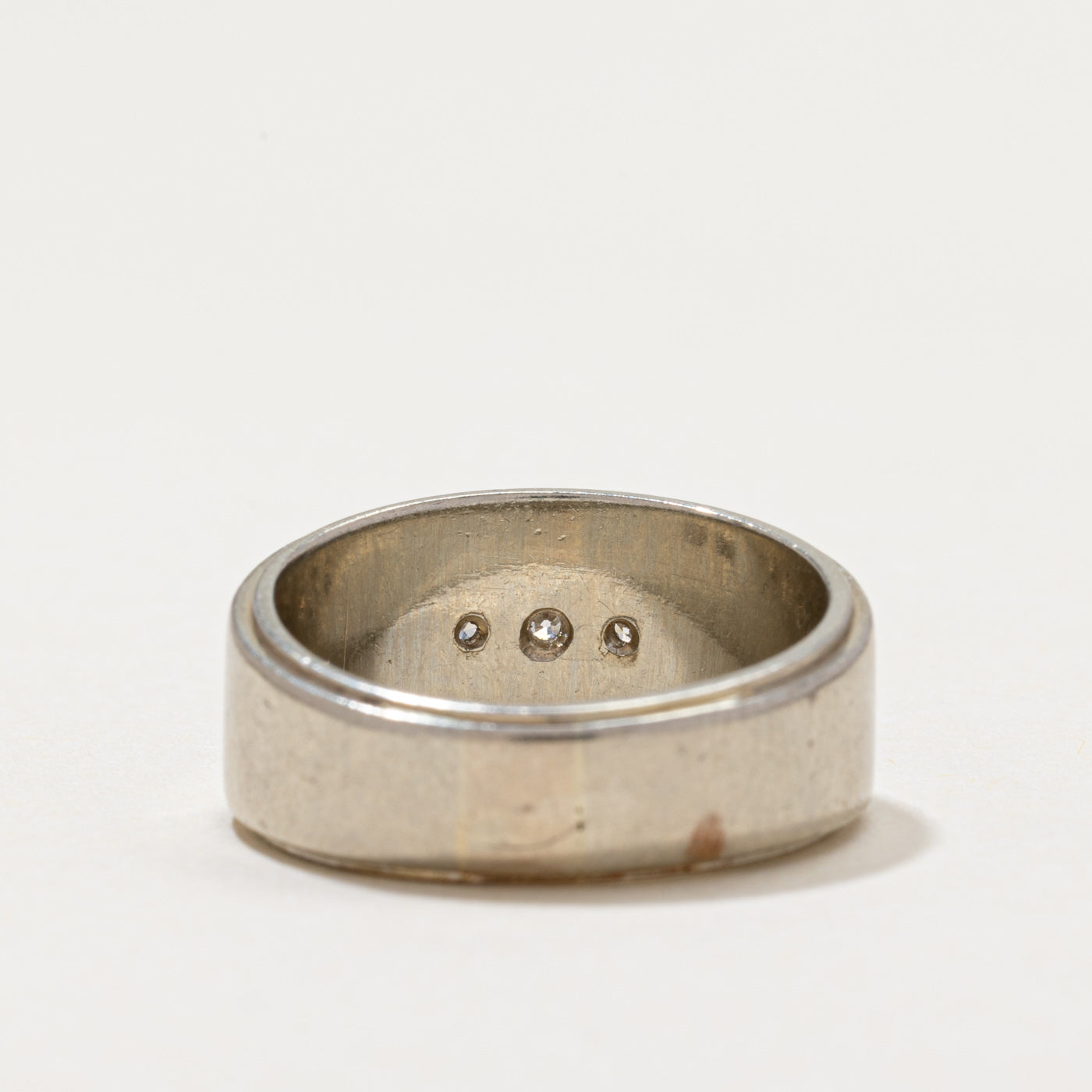 Star Set Diamond Textured Band | 0.05ctw | SZ 7