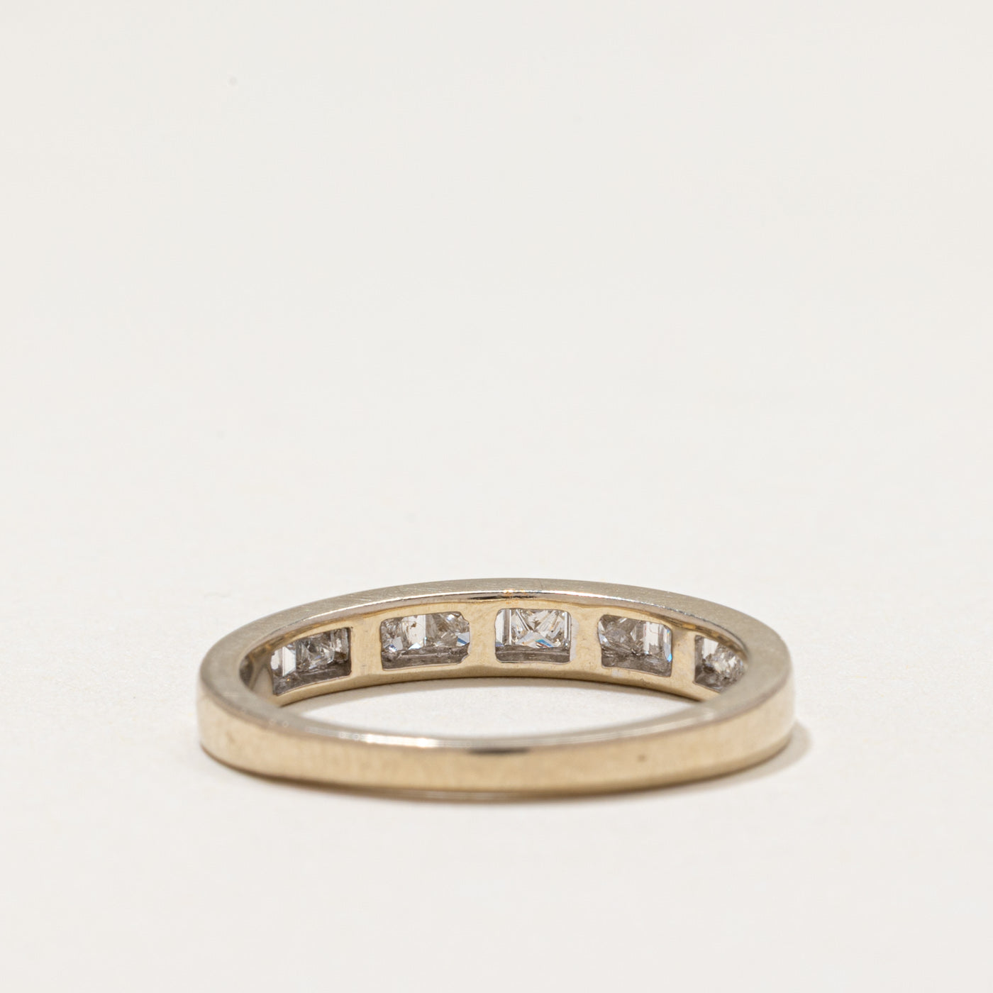 Alliance demi-éternité sertie de diamants en canal | 0,32 ct | Taille 6