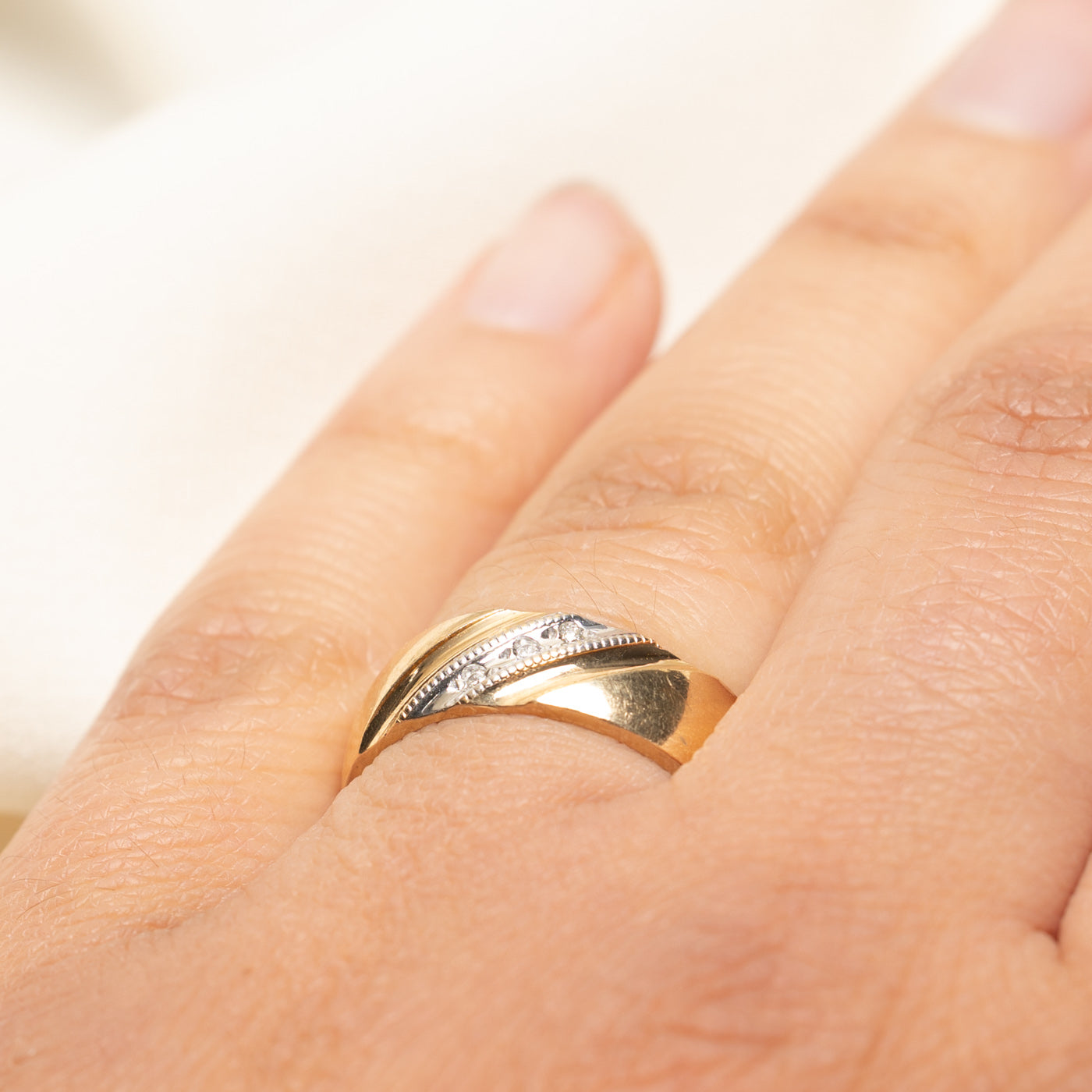 Diagonal Diamond Grooved Band | 0.03ctw | SZ 6.5