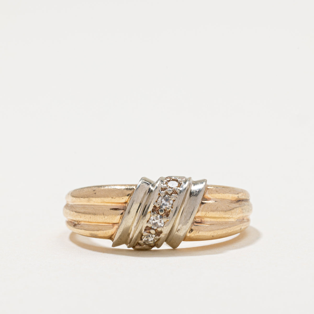 Diagonal Diamond Grooved Ring | 0.08ctw | SZ 8