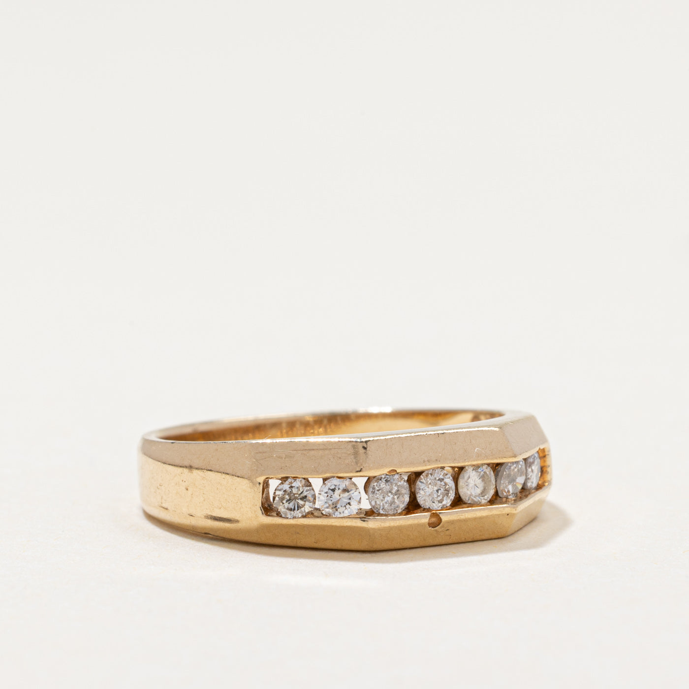 10k Channel Set Diamond Ring | 0.25ctw | SZ 6.75