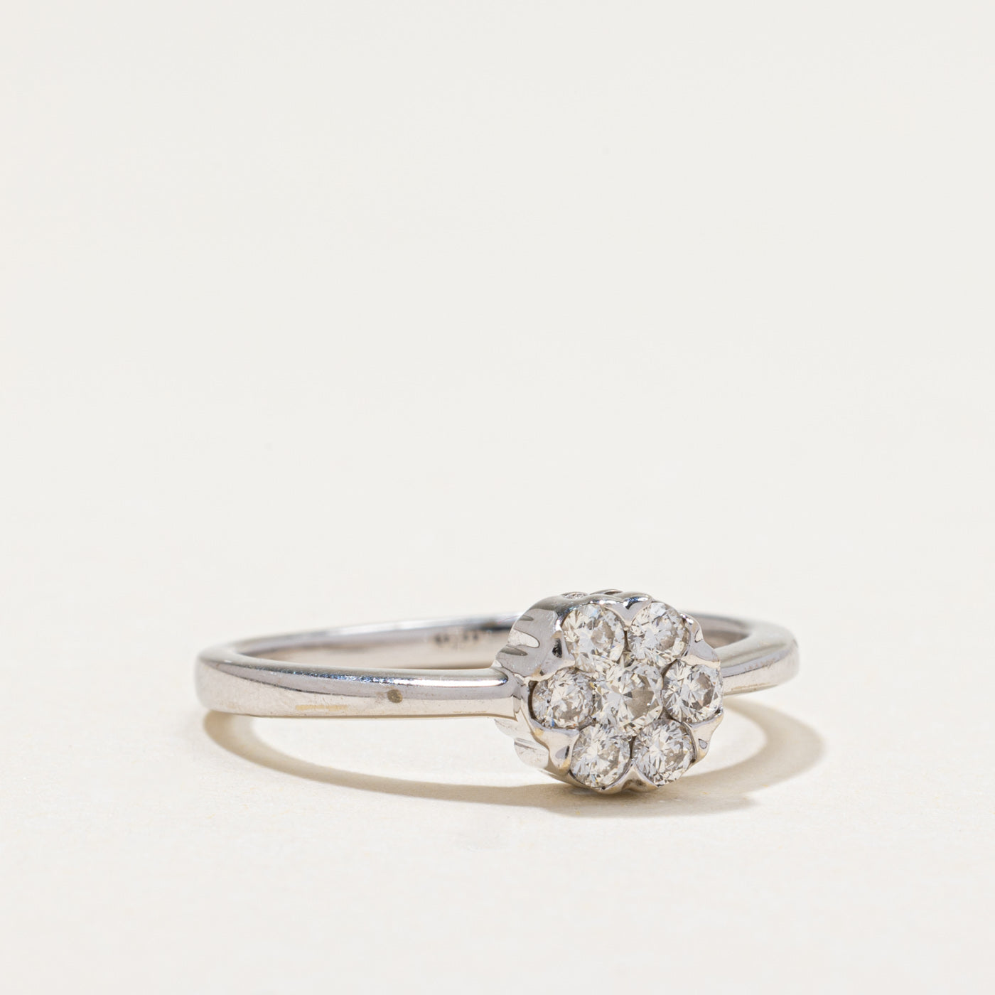 Diamond Daisy Ring | 0.30ctw | SZ 7