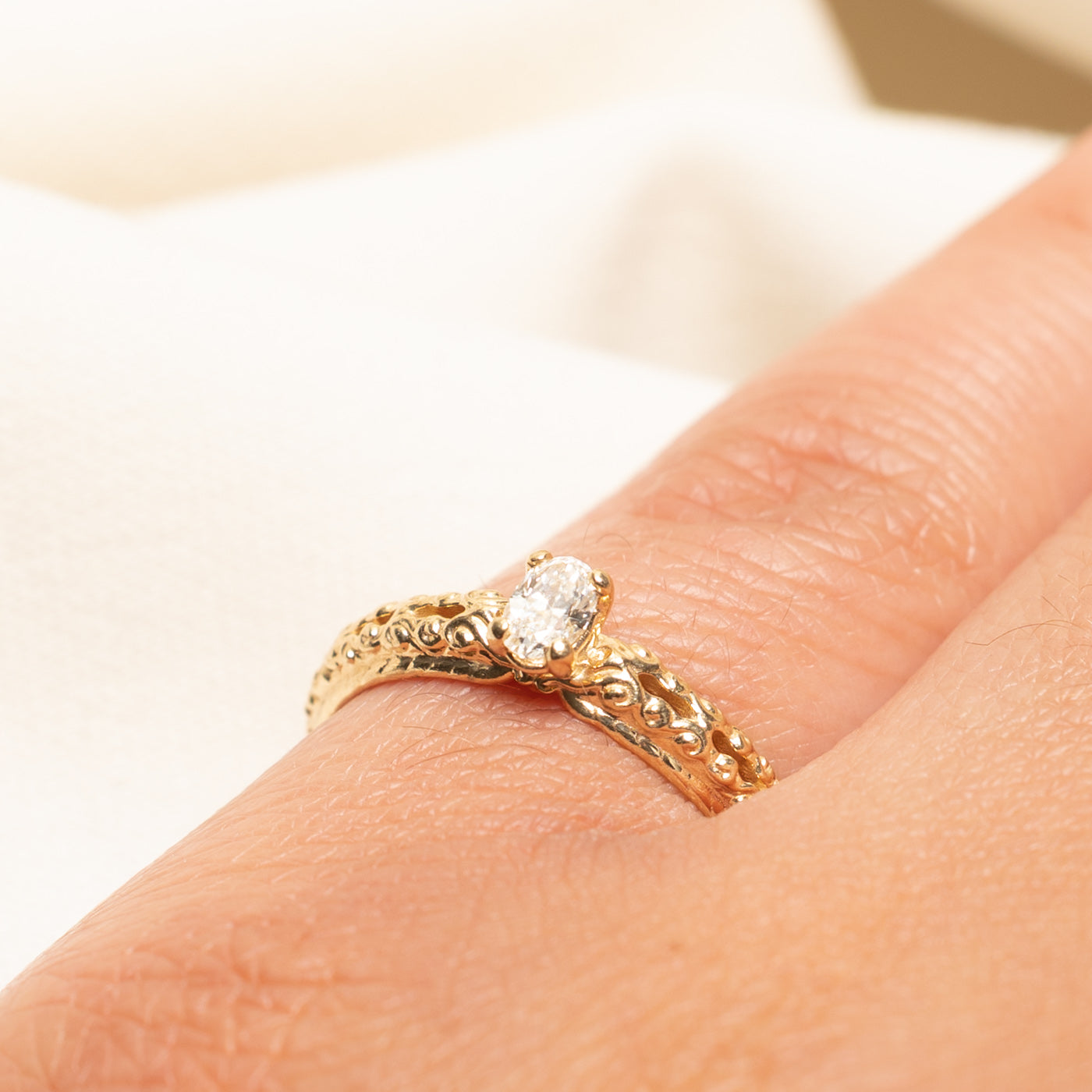 Oval Cut Diamond Textured Ring | 0.17ct | SZ 5.5