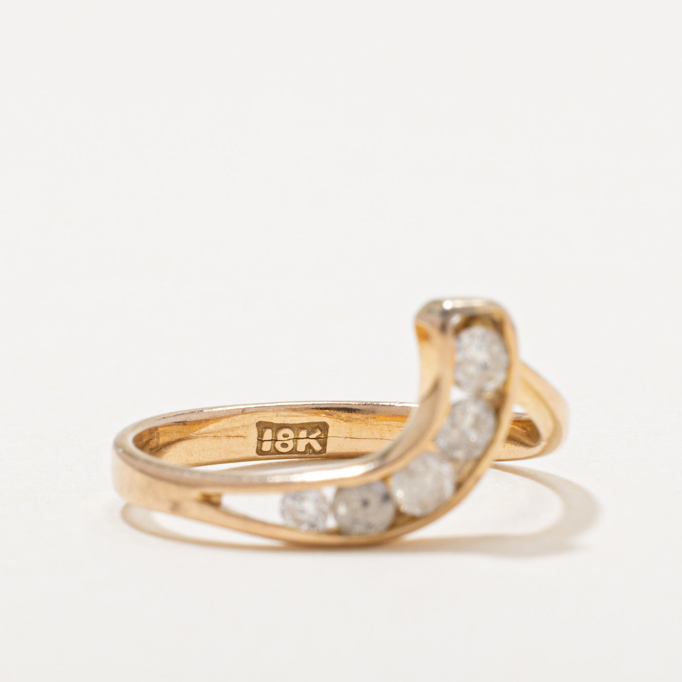 Bague chevron cinq diamants | 0,20 ct au total | Taille 3,25