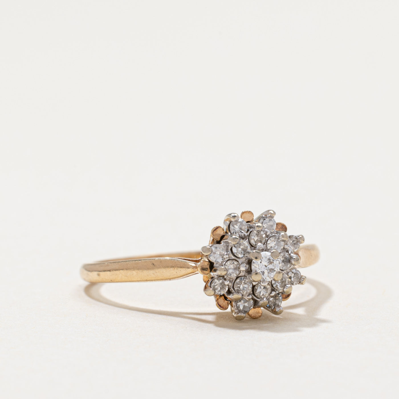 Diamond Cluster Ring | 0.25ctw | SZ 7.25