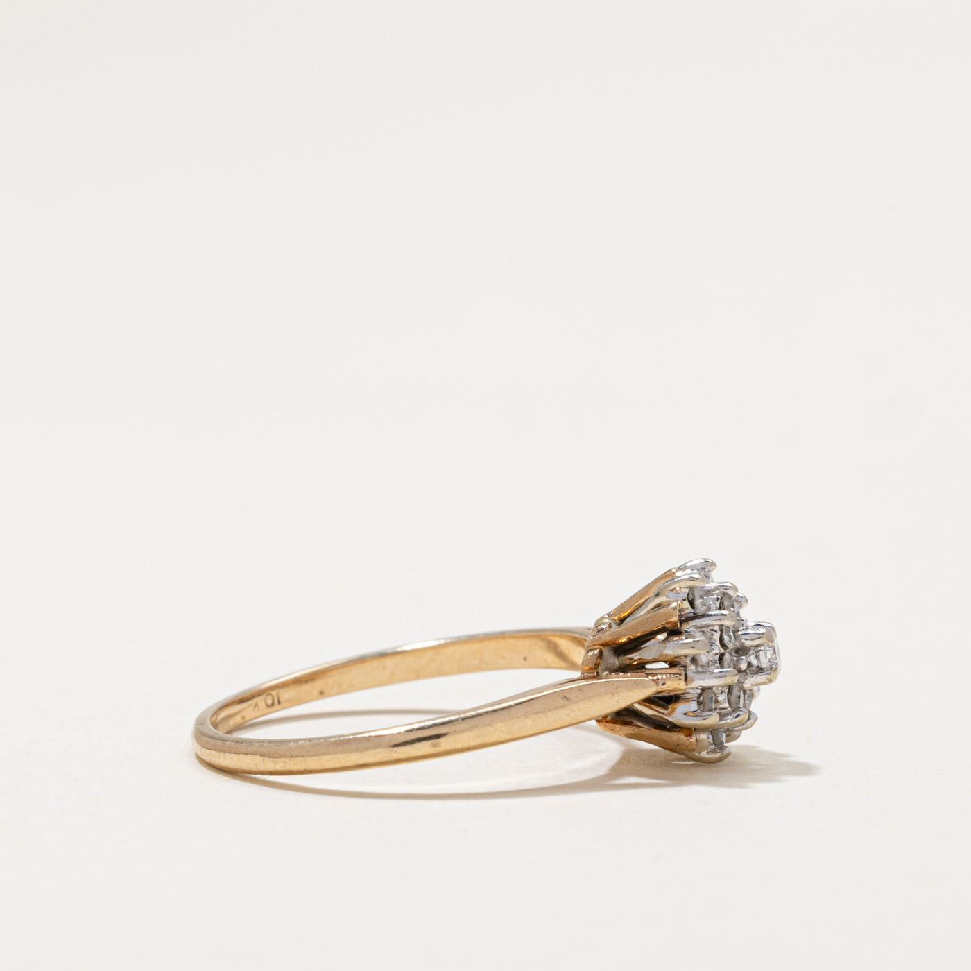Diamond Cluster Ring | 0.25ctw | SZ 7.25