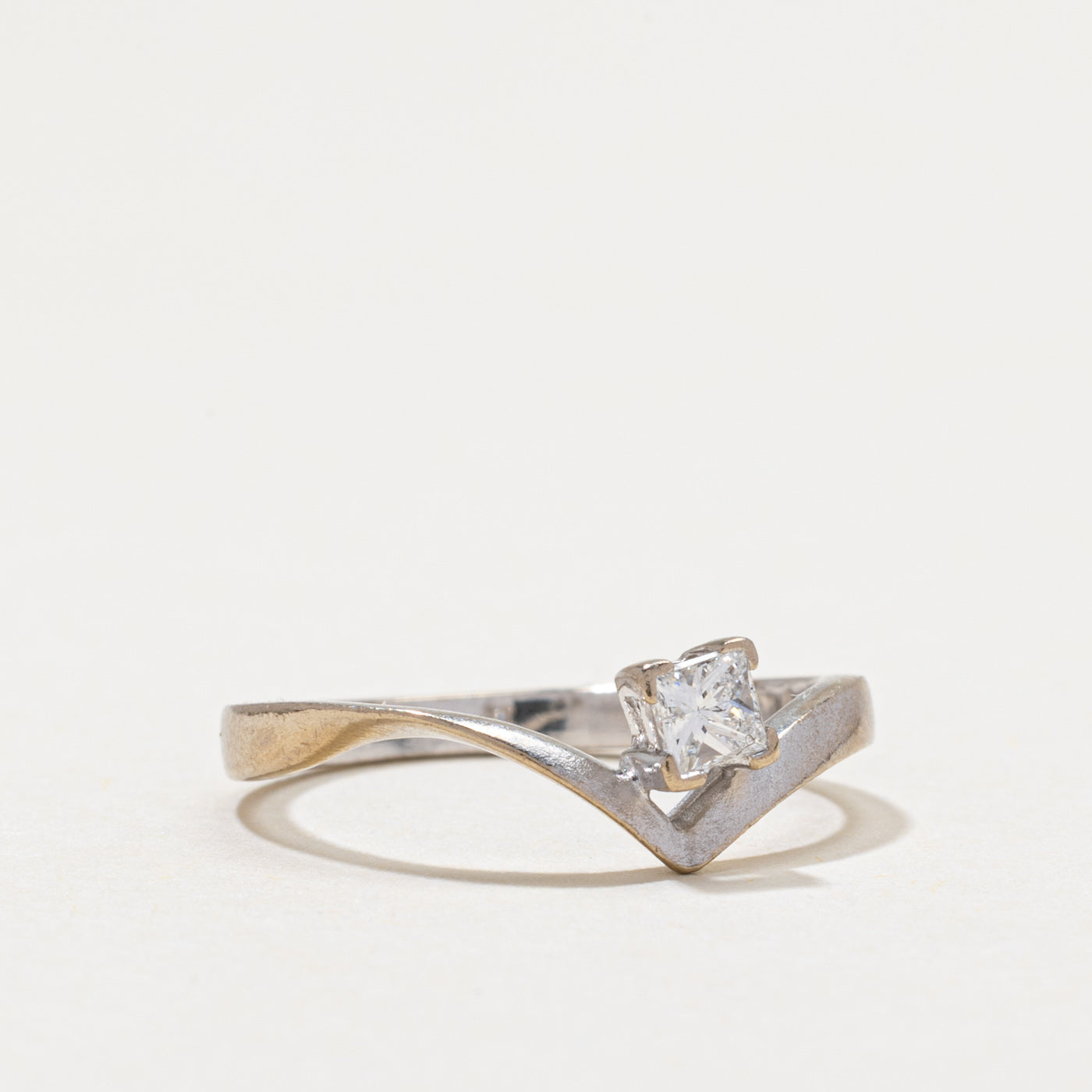 Solitaire Diamond Chevron Ring | 0.16ct | SZ 5