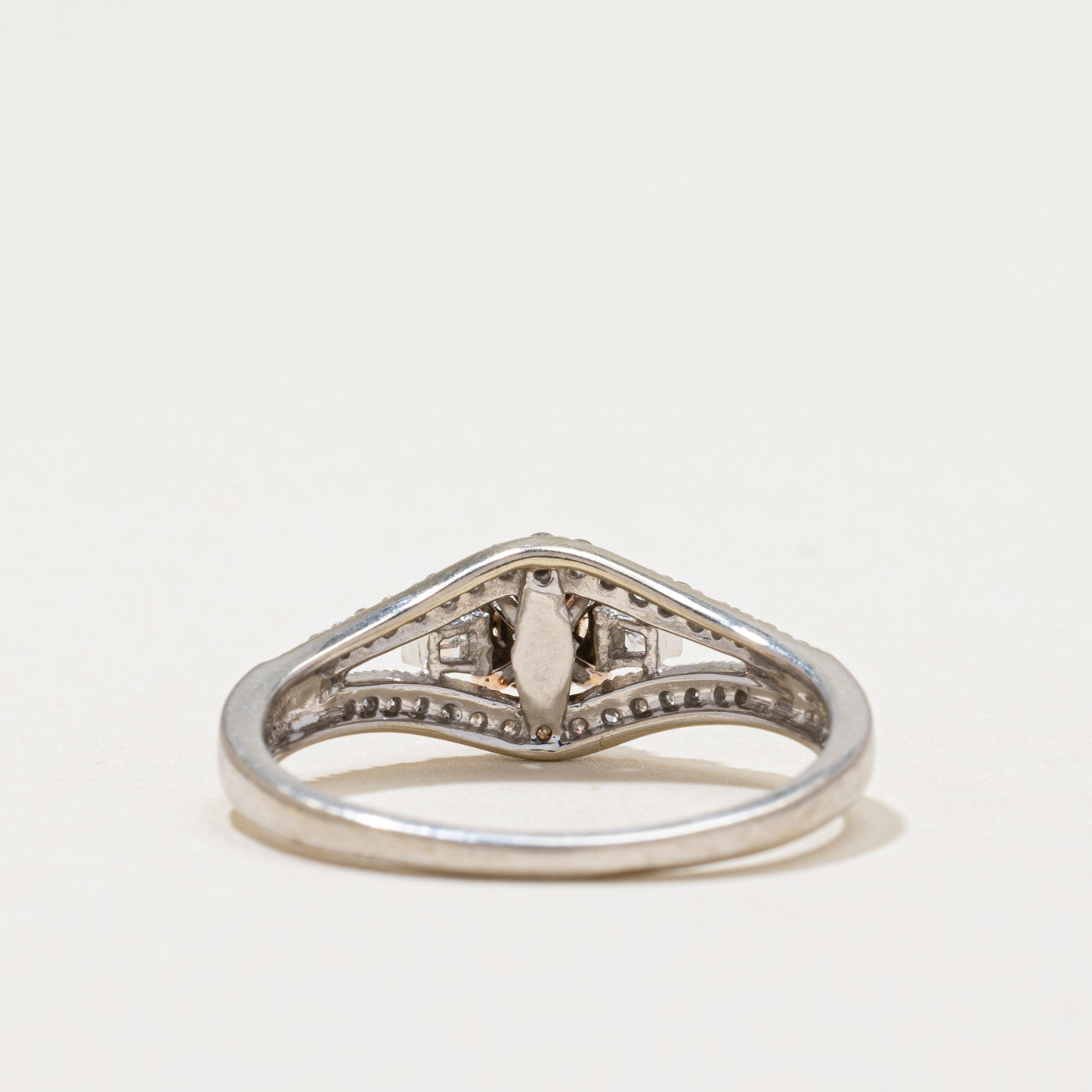 10k Two Tone Gold Diamond Cluster Ring | 0.22ctw | SZ 8.25