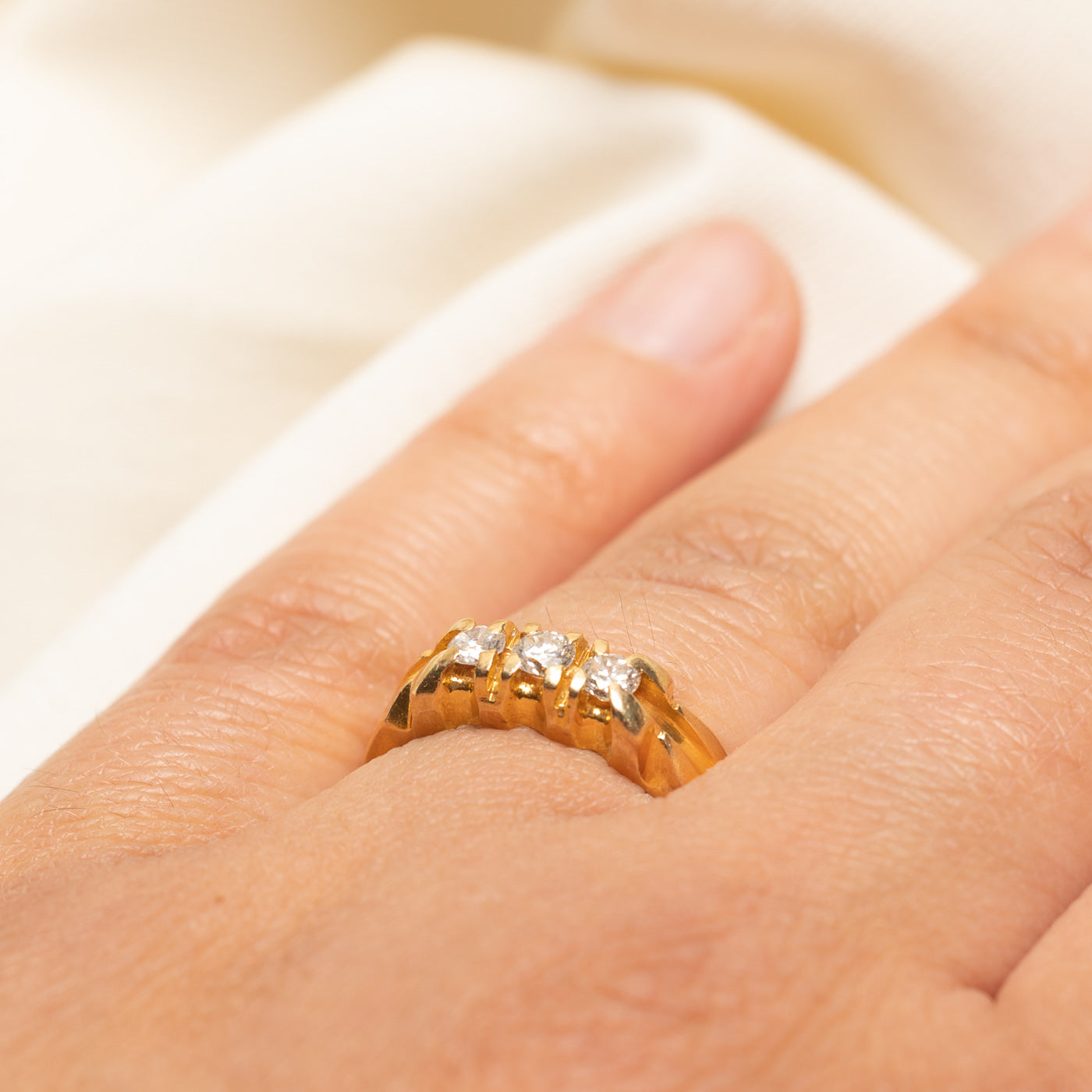 Three Stone Diamond Grooved Ring | 0.31ctw | SZ 7