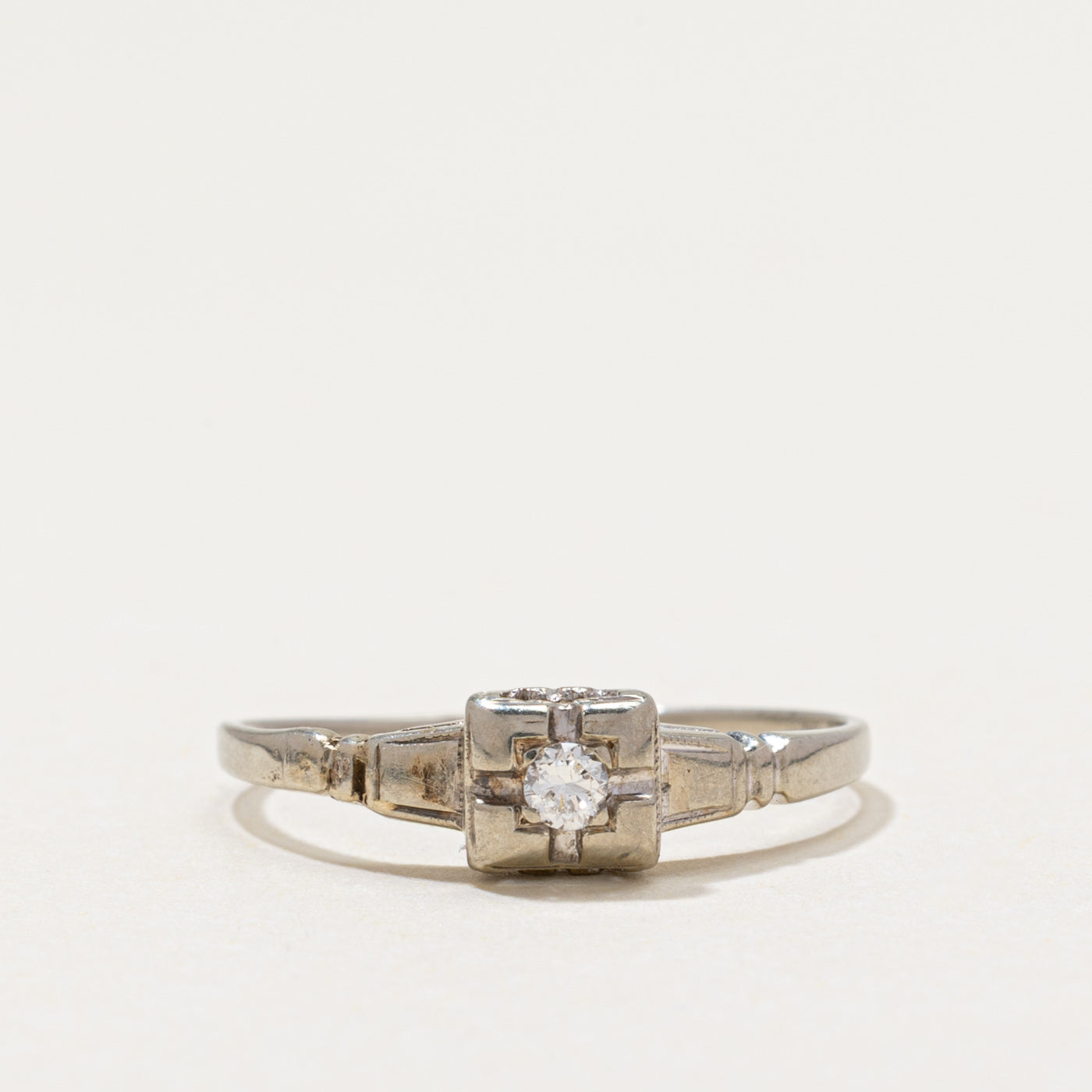 Vintage Single Stone Diamond Ring | 0.04ct | SZ 6.25