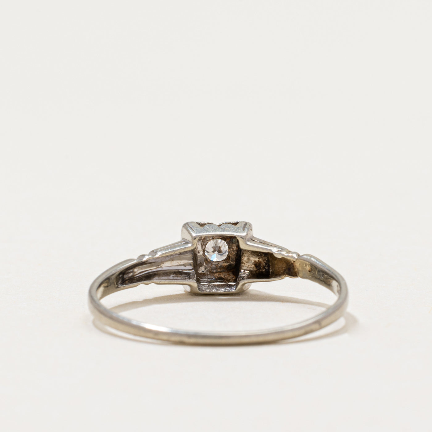 Vintage Single Stone Diamond Ring | 0.04ct | SZ 6.25
