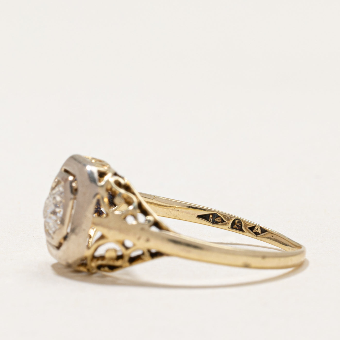 Two Tone Gold Diamond Tapered Ring | 0.31ct | SZ 5.75