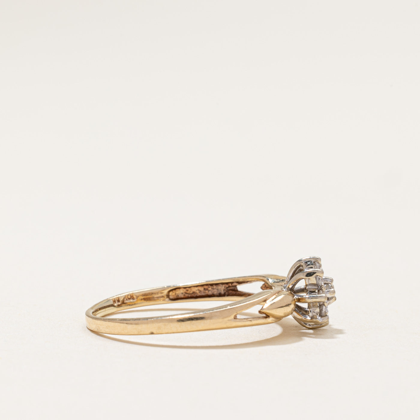 Diamond Petal Cluster Ring | 0.14ctw | SZ 7.75