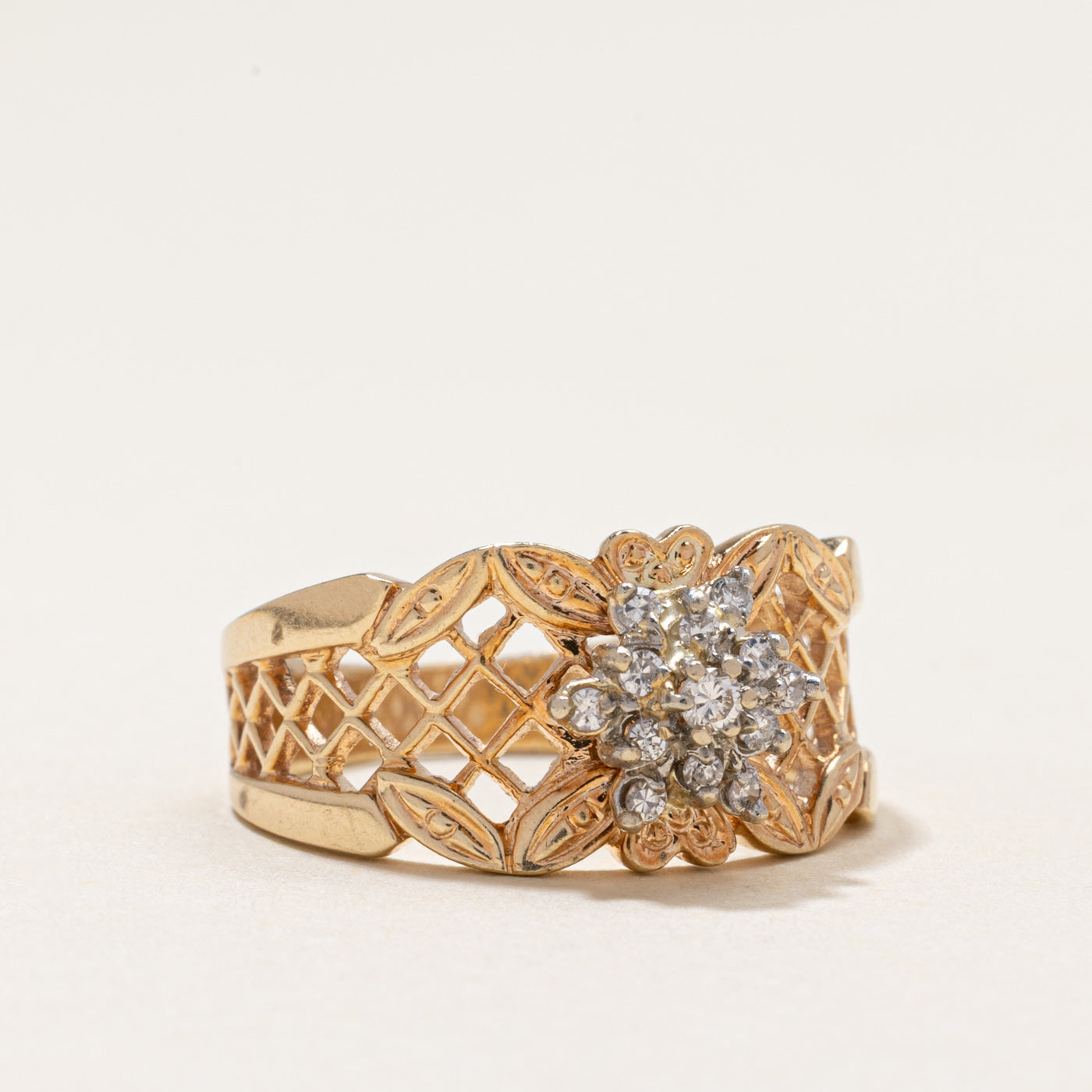 Diamond Cluster Ornate Cocktail Ring | 0.15ctw | SZ 8
