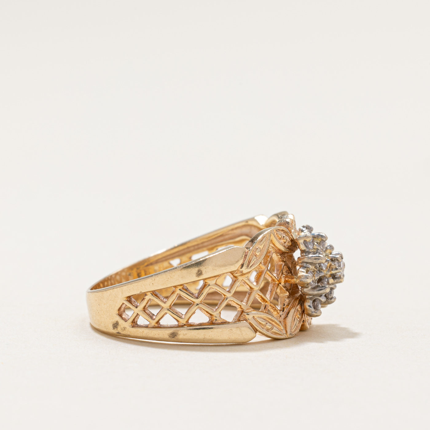 Diamond Cluster Ornate Cocktail Ring | 0.15ctw | SZ 8