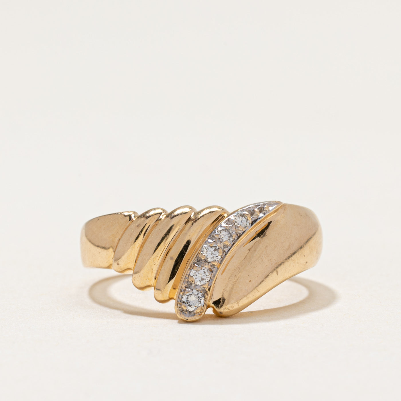 Diagonal Diamond Grooved Ring | 0.08ctw | SZ 6.25