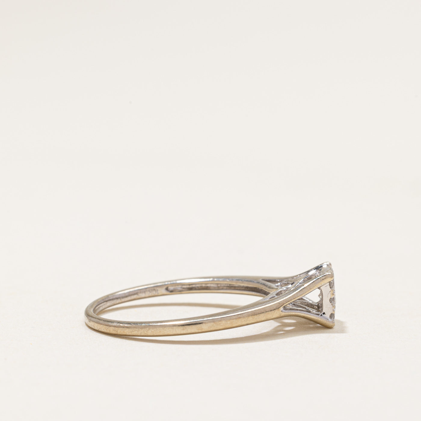 Illusion Set Diamond Cluster Ring | 0.25ctw | SZ 7.25