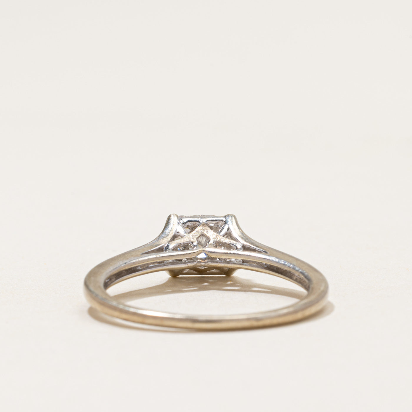 Illusion Set Diamond Cluster Ring | 0.25ctw | SZ 7.25