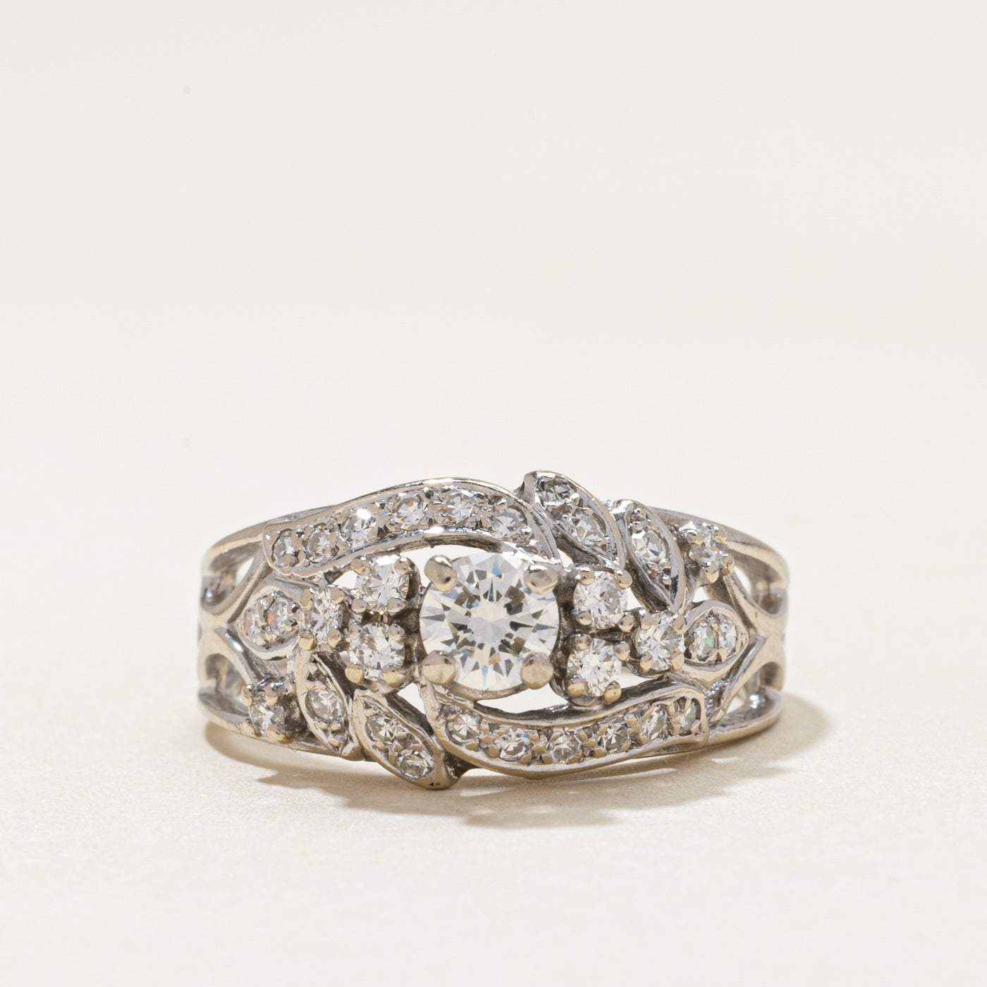 Diamond Leaf Design Cocktail Ring | 0.76ctw | SZ 7