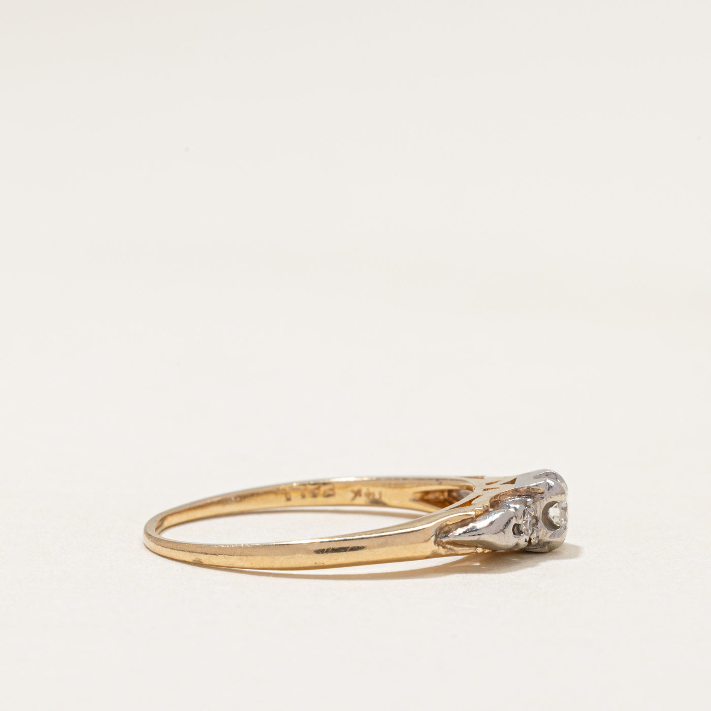 Three Stone Illusion Set Diamond Ring | 0.15ctw | SZ 7.5