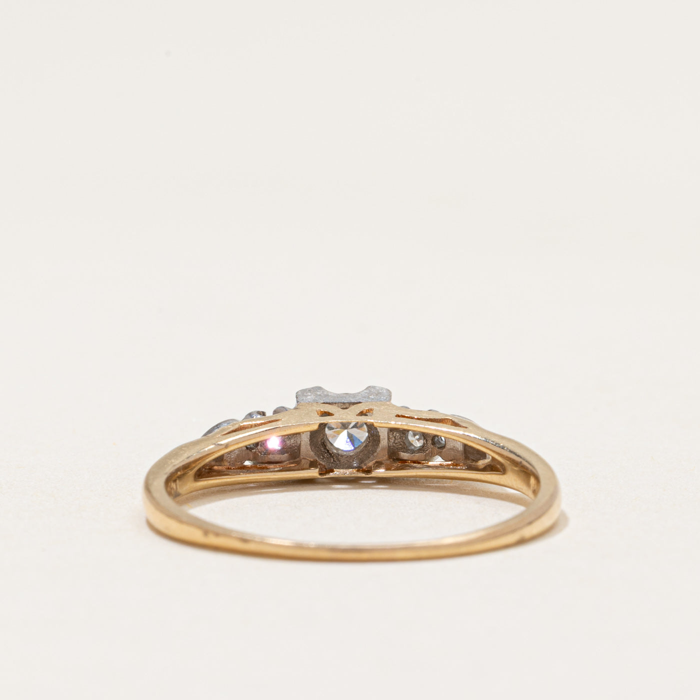 Three Stone Illusion Set Diamond Ring | 0.15ctw | SZ 7.5
