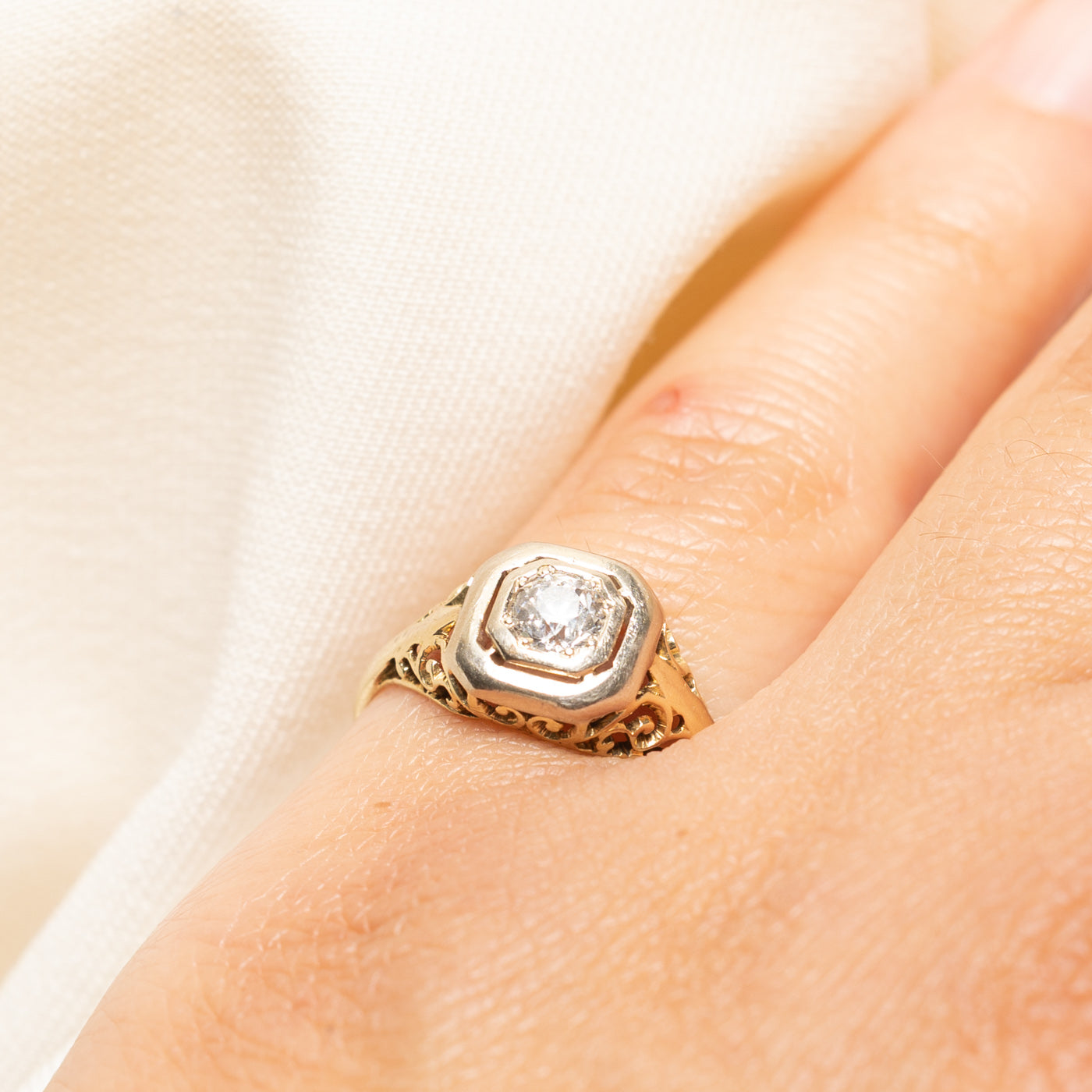 Two Tone Gold Diamond Tapered Ring | 0.31ct | SZ 5.75