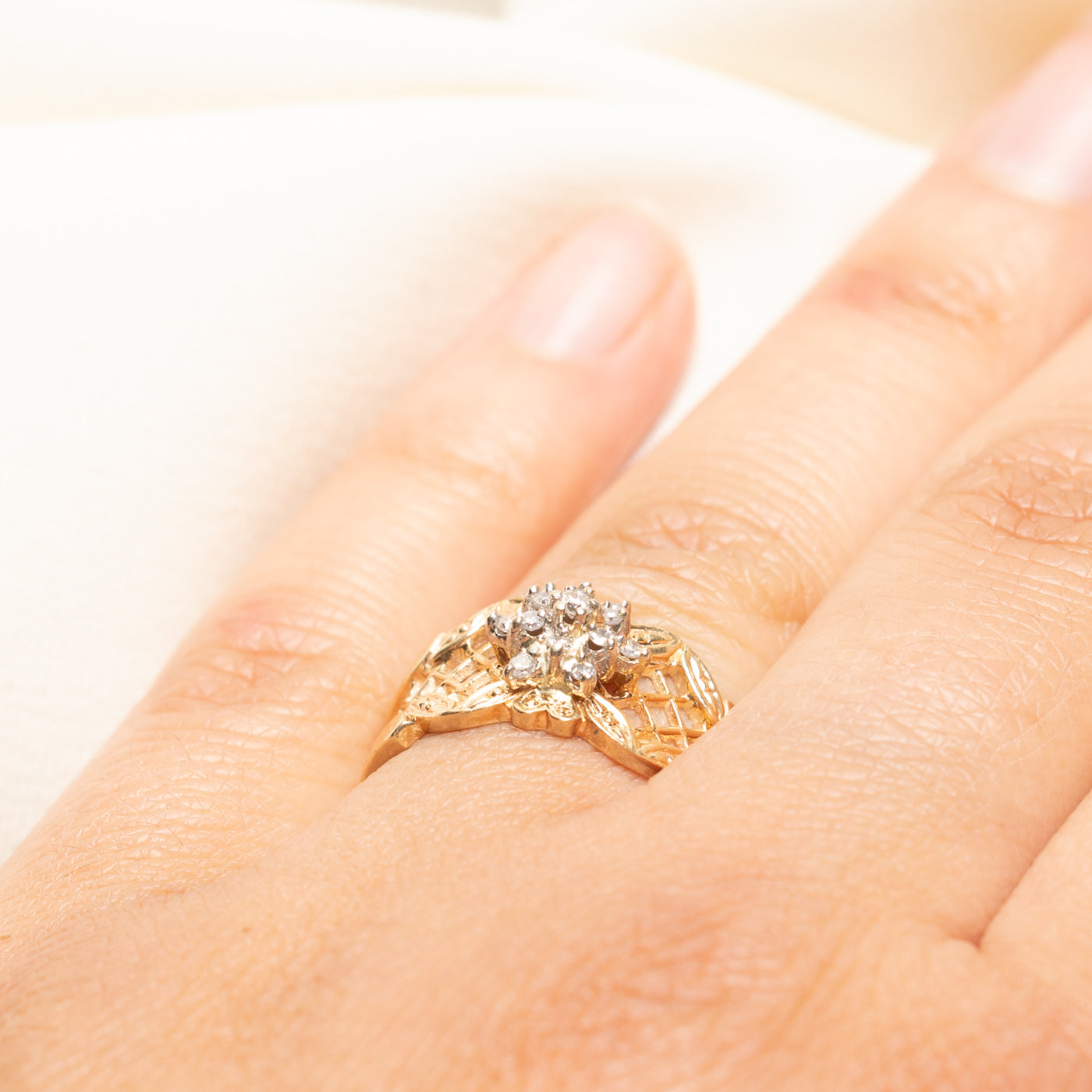 Diamond Cluster Ornate Cocktail Ring | 0.15ctw | SZ 8